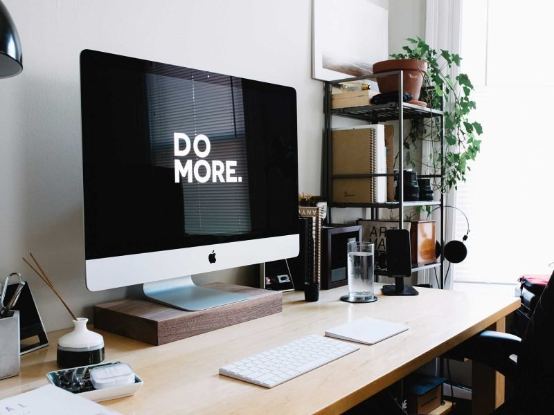 How to export blog articles from WordPress along with featured images